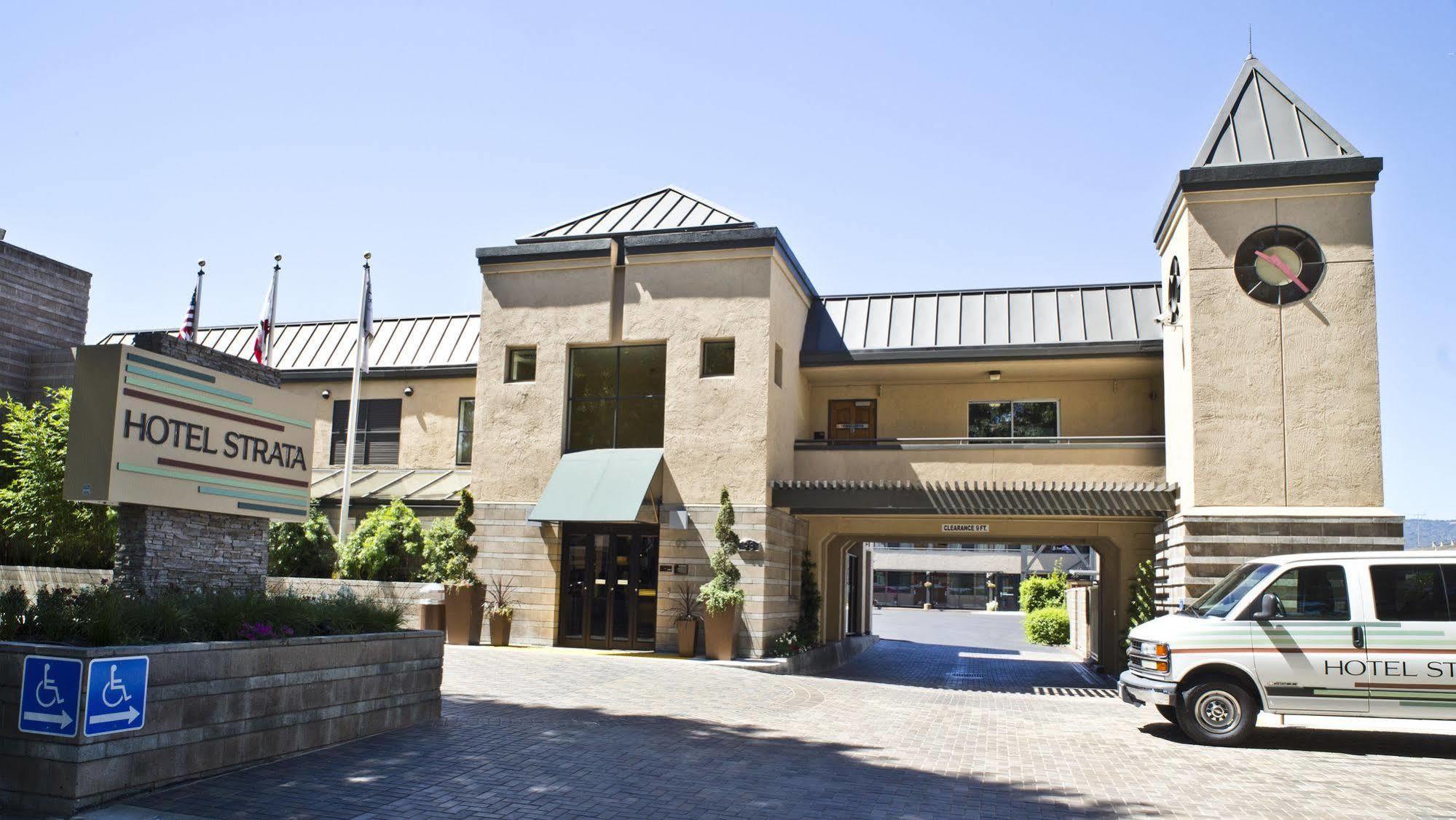 Strata Hotel Mountain View