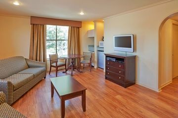 Hotel Strata 3*